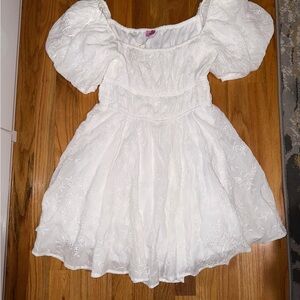 Francesca's Collections Elegant White Dress
